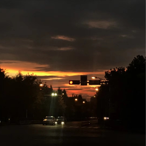 模特中出潮喷视频
